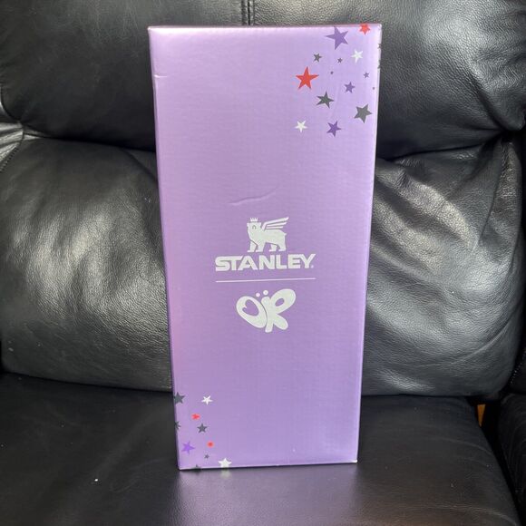 Stanley X Olivia Rodrigo Quencher H2.0 40oz Tumbler - Picture 10 of 10